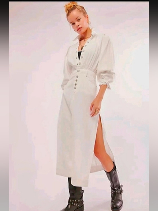 Free People Dresses & Skirts - Free People Mad Love Denim Midi Dress